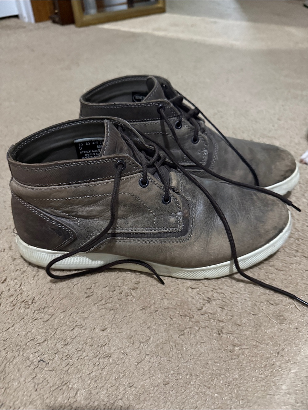Men's Red Wing Zero-G Leather Chukka (NON safety toe)